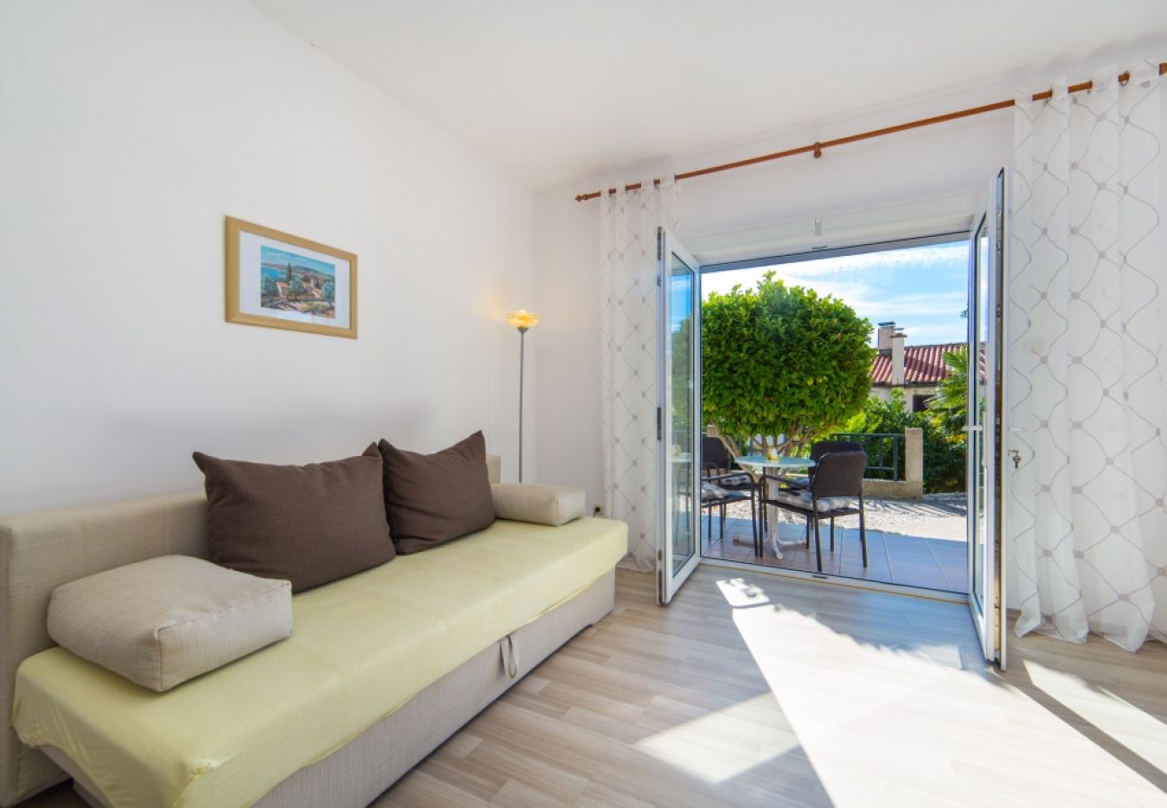 Appartamento a Brist - Appartamento in Brist con balcone, Climatizzazione, WIFI (610-3)