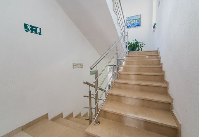 Appartamento a Brist - Appartamento in Brist con balcone, Climatizzazione, WIFI (610-5) Appartamento a Brist - Appartamento in Brist con balcone, Climatizzazione, WIFI (610-5)