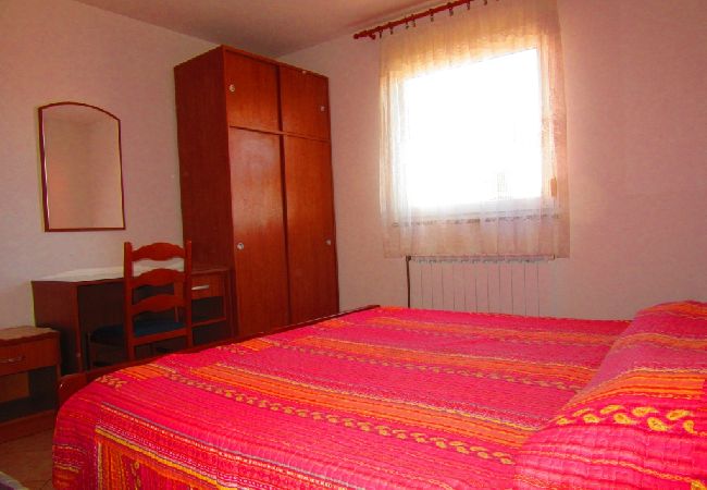 Appartamento a Pula - Appartamento in Pola (Pula) con terrazzo, Climatizzazione, WIFI, Lavatrice (633-1) Appartamento a Pula - Appartamento in Pola (Pula) con terrazzo, Climatizzazione, WIFI, Lavatrice (633-1)