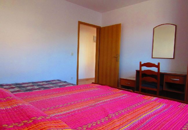 Appartamento a Pula - Appartamento in Pola (Pula) con terrazzo, Climatizzazione, WIFI, Lavatrice (633-1) Appartamento a Pula - Appartamento in Pola (Pula) con terrazzo, Climatizzazione, WIFI, Lavatrice (633-1)