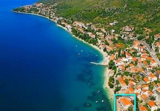 Appartamento a Brist - Appartamento in Brist con vista mare, balcone, Climatizzazione, WIFI (641-1) Appartamento a Brist - Appartamento in Brist con vista mare, balcone, Climatizzazione, WIFI (641-1)