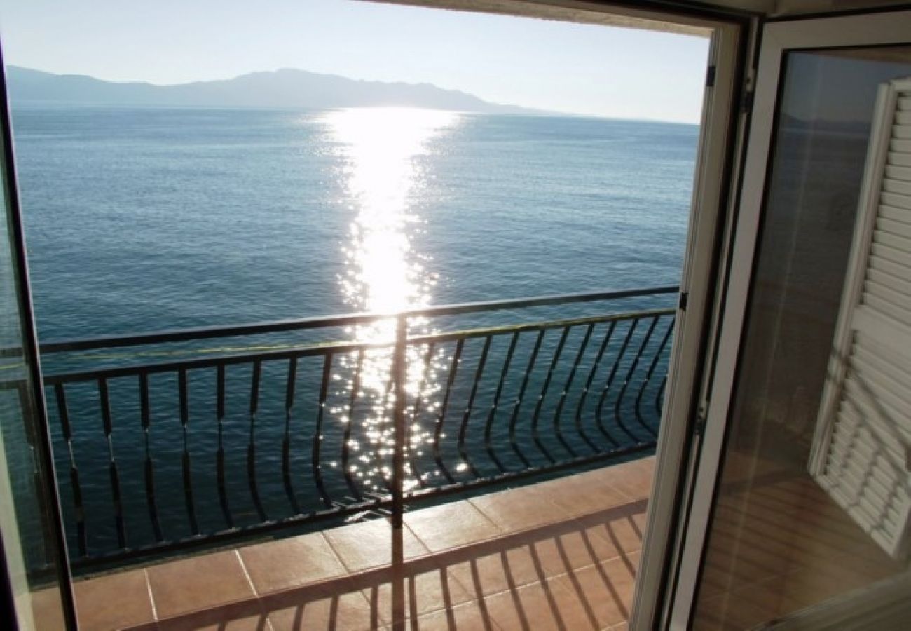 Appartamento a Brist - Appartamento in Brist con vista mare, balcone, Climatizzazione, WIFI (641-1)