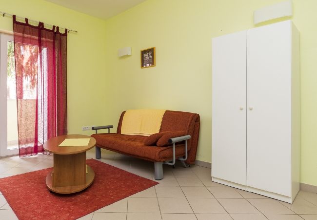 Appartamento a Umag - Appartamento in Umago (Umag) con balcone, Climatizzazione, WIFI (653-1) Appartamento a Umag - Appartamento in Umago (Umag) con balcone, Climatizzazione, WIFI (653-1)
