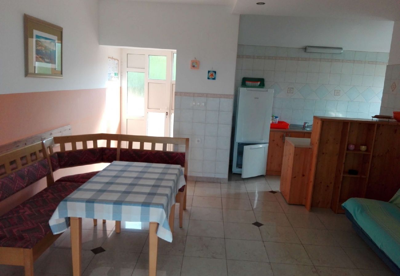 Appartamento a Banjol - Appartamento in Banjol con vista mare, balcone, Climatizzazione, WIFI (605-1)