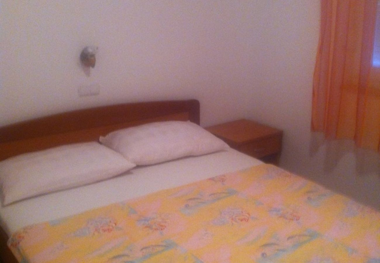 Appartamento a Lopar - Appartamento in Loparo (Lopar) con terrazzo, Climatizzazione, WIFI (568-2)