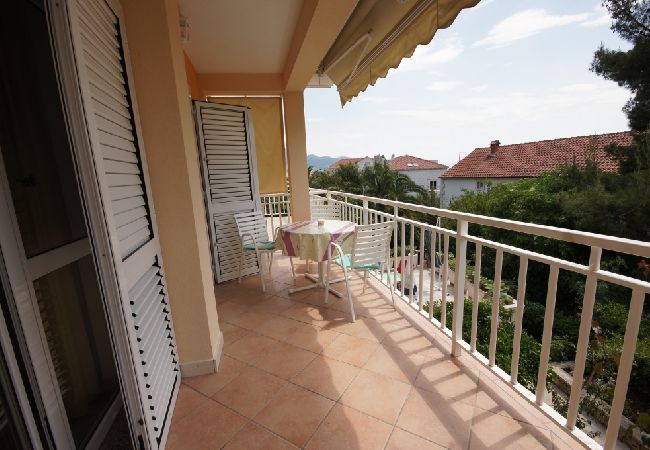 Appartamento a Orebic - Appartamento in Sabbioncello (Orebić) con vista mare, terrazzo, Climatizzazione, WIFI (829-1) Appartamento a Orebic - Appartamento in Sabbioncello (Orebić) con vista mare, terrazzo, Climatizzazione, WIFI (829-1)