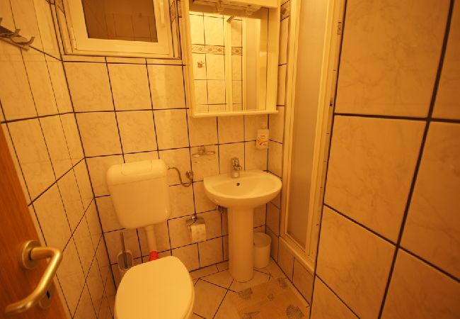 Appartamento a Orebic - Appartamento in Sabbioncello (Orebić) con vista mare, terrazzo, Climatizzazione, WIFI (829-1) Appartamento a Orebic - Appartamento in Sabbioncello (Orebić) con vista mare, terrazzo, Climatizzazione, WIFI (829-1)