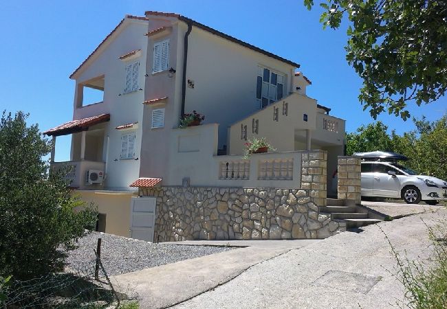 Appartamento a Banjol - Appartamento in Banjol con vista mare, balcone, Climatizzazione, WIFI (605-3) Appartamento a Banjol - Appartamento in Banjol con vista mare, balcone, Climatizzazione, WIFI (605-3)