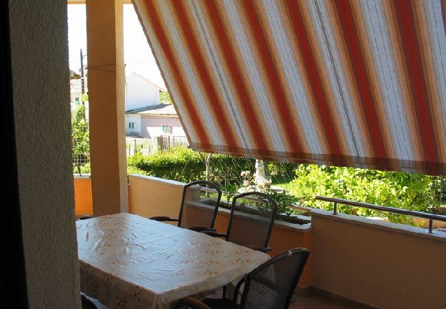 Appartamento a Privlaka - Appartamento in Brevilacqua (Privlaka) con terrazzo, Climatizzazione, WIFI, Lavatrice (821-1) Appartamento a Privlaka - Appartamento in Brevilacqua (Privlaka) con terrazzo, Climatizzazione, WIFI, Lavatrice (821-1)
