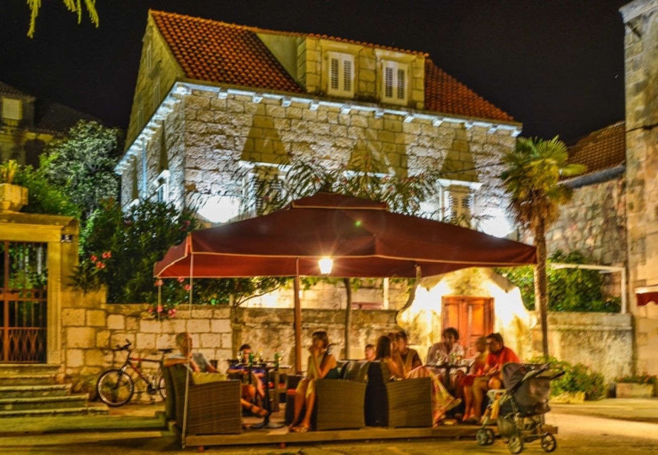 Casa a Viganj - Ferienhaus in Viganj mit Meerblick, Terrasse, W-LAN, Waschmaschine (825-1)