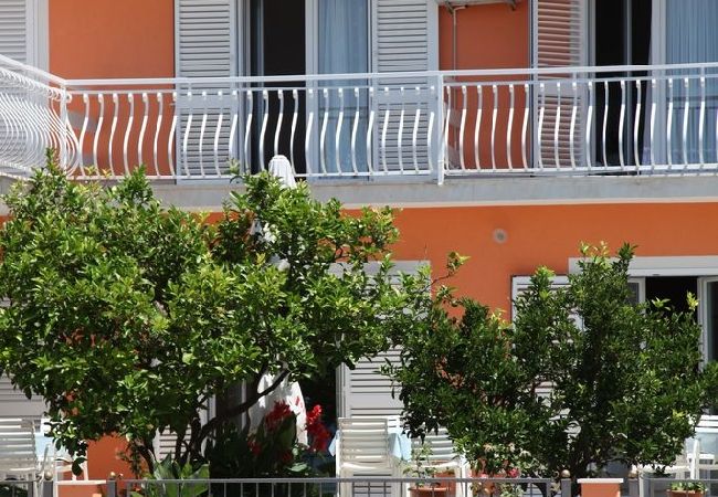 Appartamento a Podgora - Appartamento in Podgora con vista mare, terrazzo, Climatizzazione, WIFI (849-2) Appartamento a Podgora - Appartamento in Podgora con vista mare, terrazzo, Climatizzazione, WIFI (849-2)