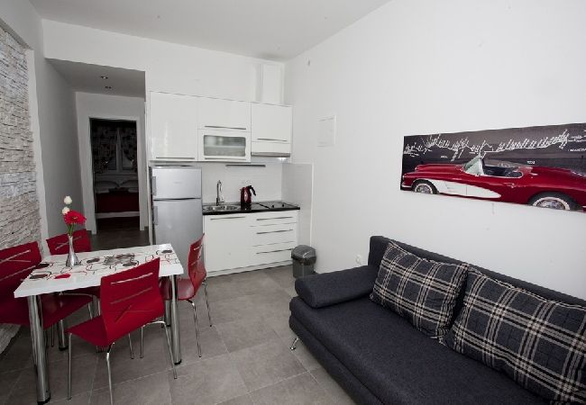 Appartamento a Duce - Appartamento in Duće con vista mare, terrazzo, Climatizzazione, WIFI (850-2) Appartamento a Duce - Appartamento in Duće con vista mare, terrazzo, Climatizzazione, WIFI (850-2)
