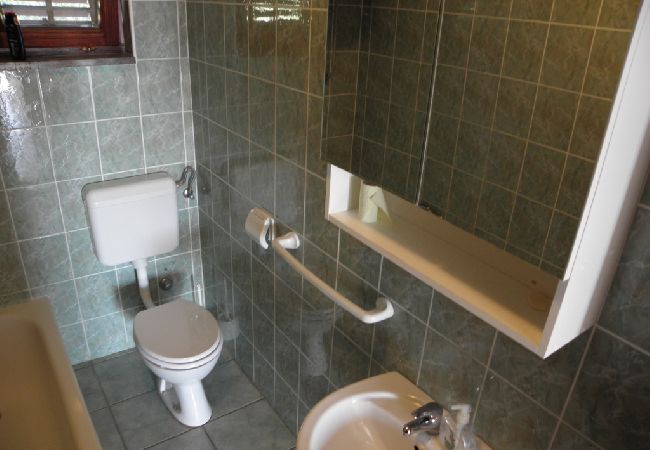 Appartamento a Bibinje - Appartamento in Bibigne (Bibinje) con vista mare, terrazzo, Climatizzazione, WIFI (868-4) Appartamento a Bibinje - Appartamento in Bibigne (Bibinje) con vista mare, terrazzo, Climatizzazione, WIFI (868-4)