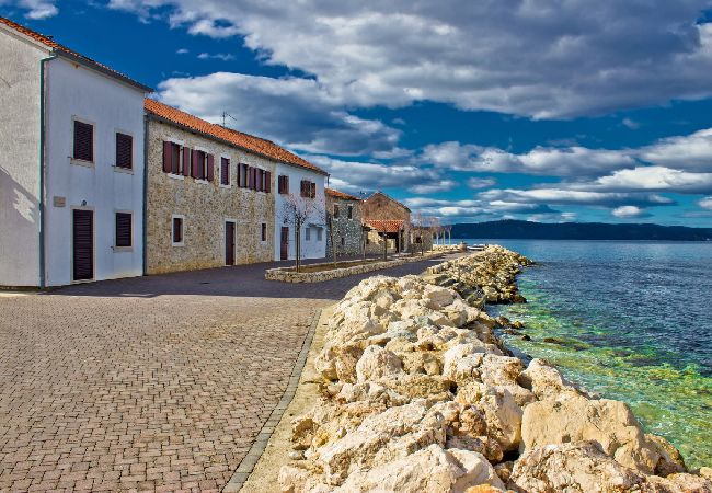 Appartamento a Bibinje - Appartamento in Bibigne (Bibinje) con vista mare, terrazzo, Climatizzazione, WIFI (868-4) Appartamento a Bibinje - Appartamento in Bibigne (Bibinje) con vista mare, terrazzo, Climatizzazione, WIFI (868-4)