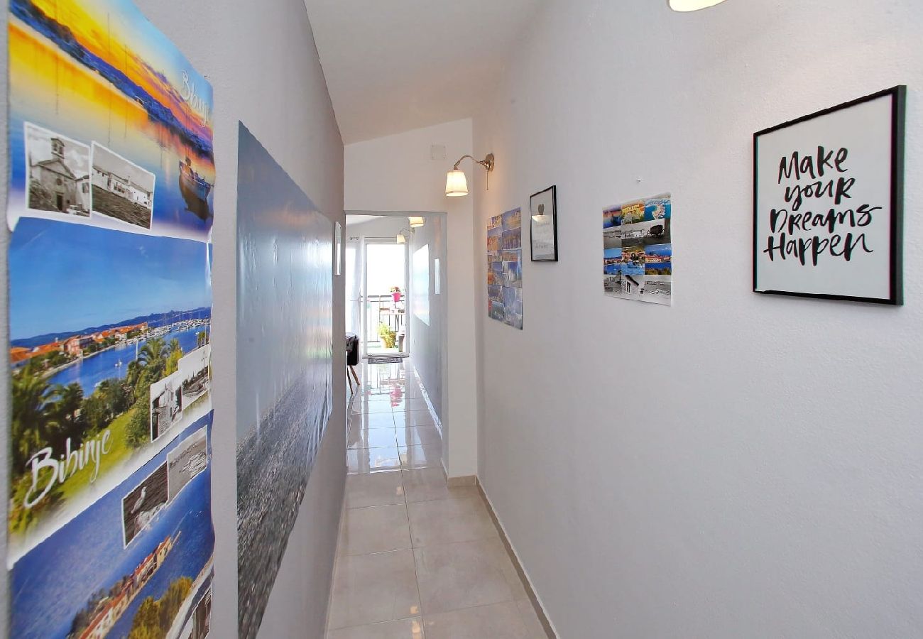 Appartamento a Bibinje - Appartamento in Bibigne (Bibinje) con vista mare, balcone, Climatizzazione, WIFI (5193-5)