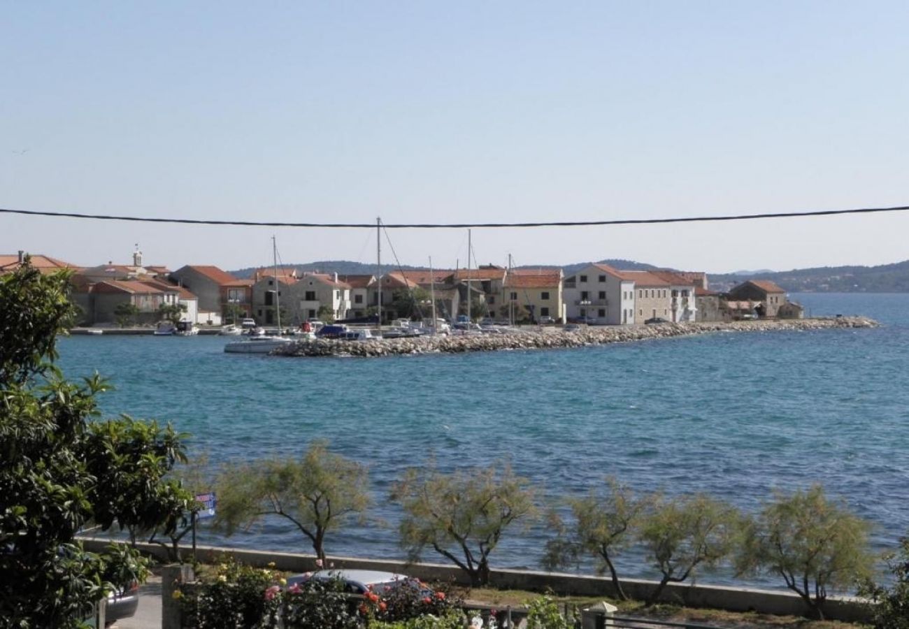 Appartamento a Bibinje - Appartamento in Bibigne (Bibinje) con vista mare, balcone, Climatizzazione, WIFI (5193-5)