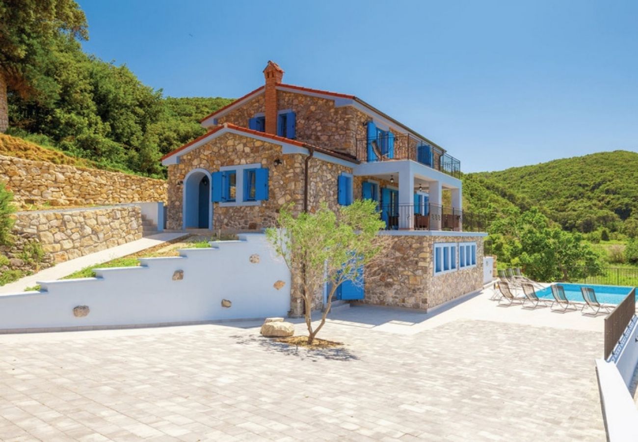 Casa a Supetarska Draga - Casa di vacanza in Supetarska Draga con vista mare, terrazzo, Climatizzazione, WIFI (890-1)