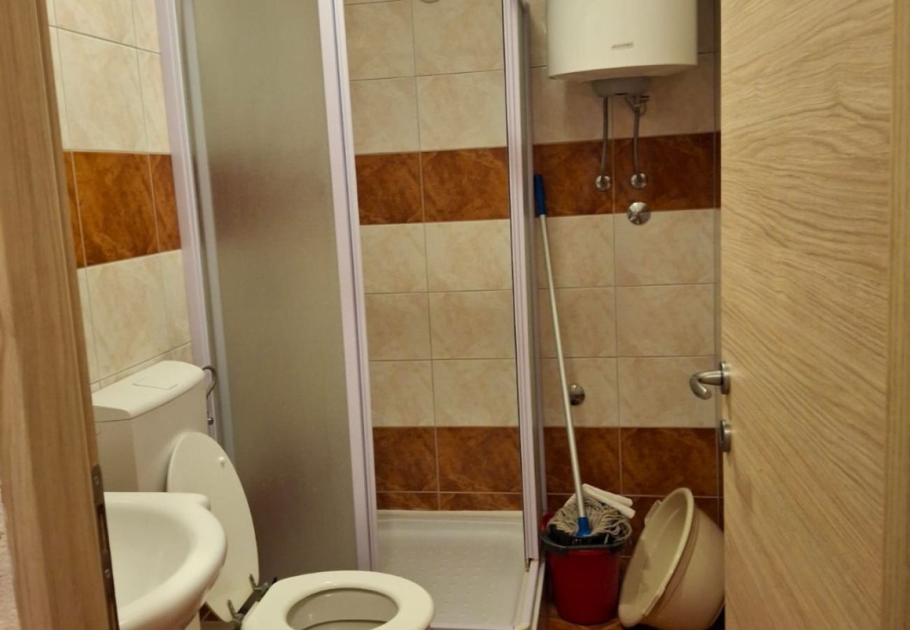 Appartamento a Lopar - Appartamento in Loparo (Lopar) con balcone, Climatizzazione, WIFI, Lavatrice (696-8)