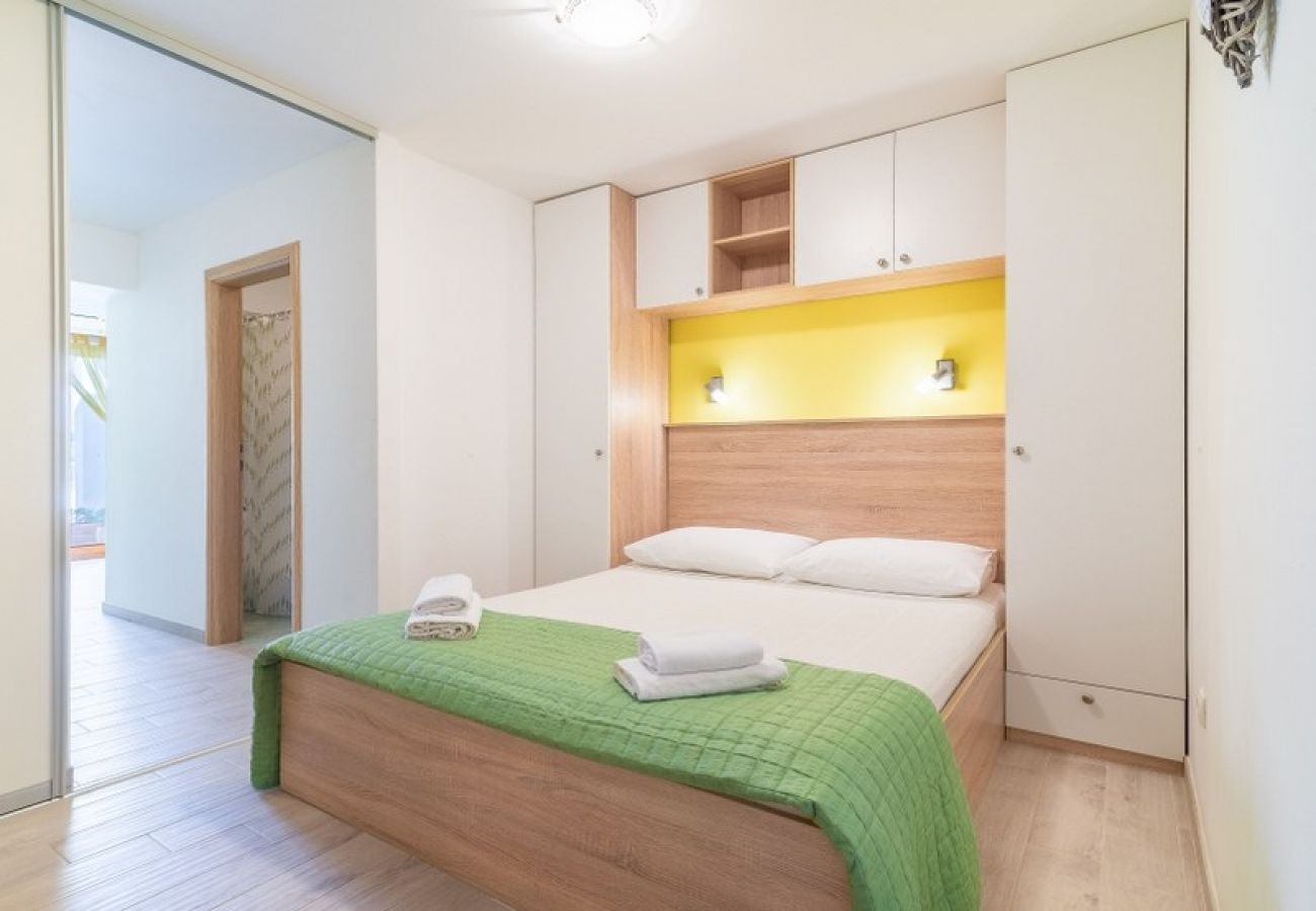 Appartamento a Nin - Appartamento in Nona (Nin) con terrazzo, Climatizzazione, WIFI (864-3)