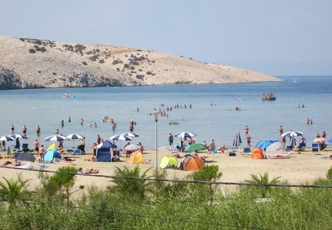 Appartamento a Lopar - Appartamento in Loparo (Lopar) con Climatizzazione, WIFI (613-3) Appartamento a Lopar - Appartamento in Loparo (Lopar) con Climatizzazione, WIFI (613-3)