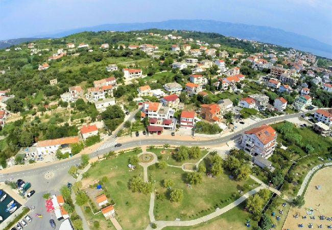 Appartamento a Lopar - Appartamento in Loparo (Lopar) con Climatizzazione, WIFI (613-3) Appartamento a Lopar - Appartamento in Loparo (Lopar) con Climatizzazione, WIFI (613-3)