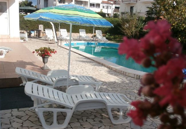 Studio a Porec - Appartamento Studio in Parenzo (Porec) con vista mare, balcone, Climatizzazione, WIFI (819-6) Studio a Porec - Appartamento Studio in Parenzo (Porec) con vista mare, balcone, Climatizzazione, WIFI (819-6)