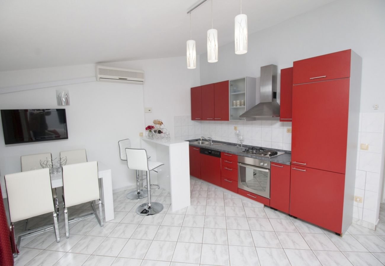 Appartamento a Pisak - Appartamento in Pisak con vista mare, terrazzo, Climatizzazione, WIFI (3340-5)