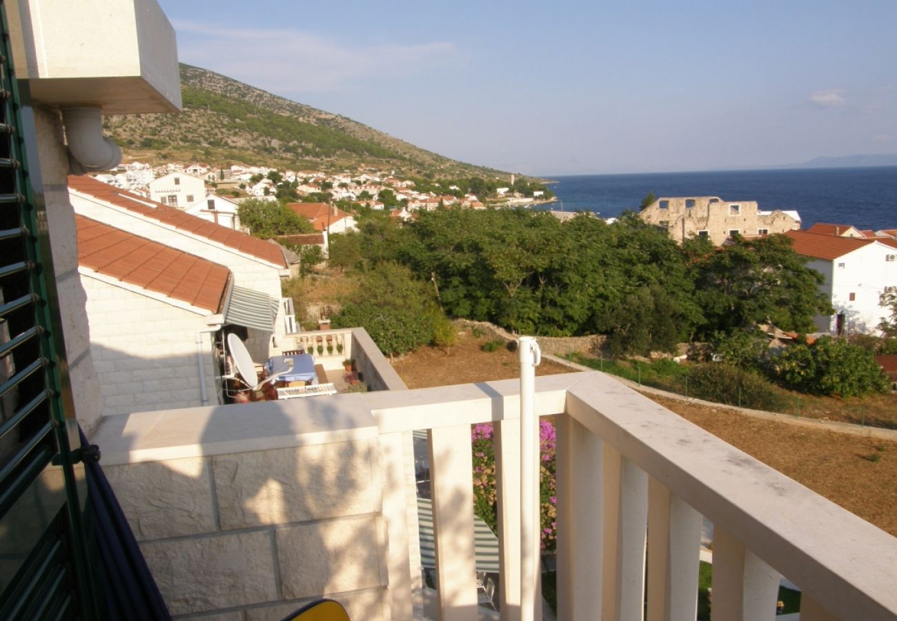 Affitto per camere a Bol - Camera in Vallo della Brazza (Bol) con vista mare, balcone, Climatizzazione, WIFI (3416-5)