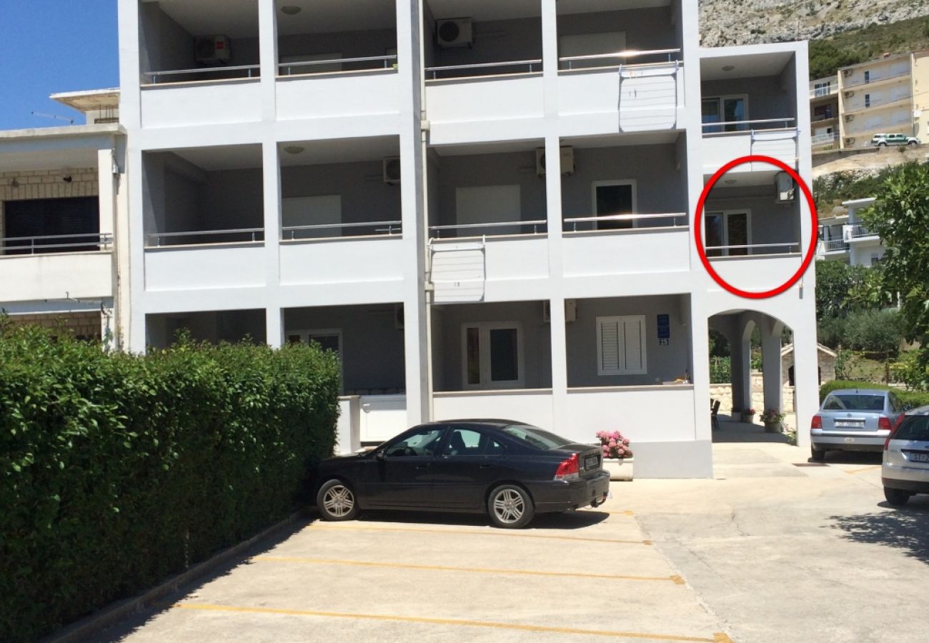 Appartamento a Omiš - Appartamento in Omiš con vista mare, balcone, Climatizzazione, WIFI (3422-1)