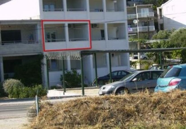 Appartamento a Omiš - Appartamento in Omiš con vista mare, terrazzo, Climatizzazione, WIFI (3422-3) Appartamento a Omiš - Appartamento in Omiš con vista mare, terrazzo, Climatizzazione, WIFI (3422-3)