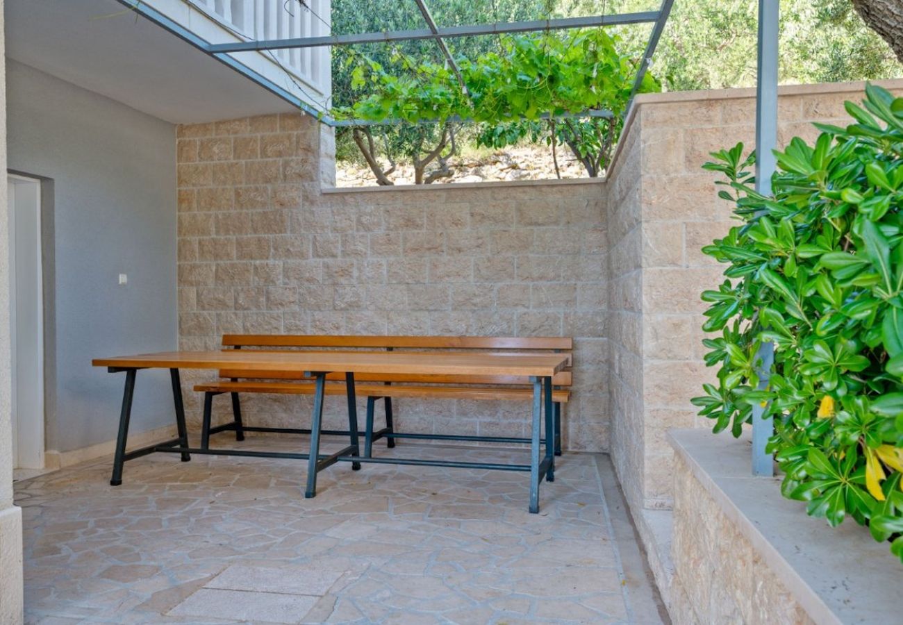 Appartamento a Duce - Appartamento in Duće con vista mare, terrazzo, Climatizzazione, WIFI (3423-6)