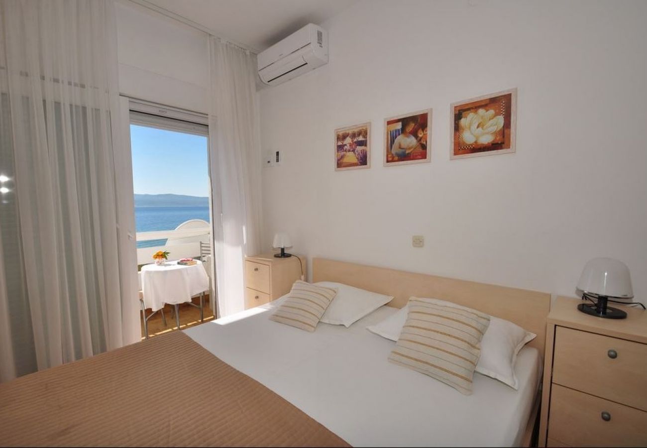 Appartamento a Duce - Appartamento in Duće con vista mare, balcone, Climatizzazione, WIFI (3425-9)