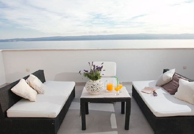 Appartamento a Duce - Appartamento in Duće con vista mare, terrazzo, Climatizzazione, WIFI (3425-10) Appartamento a Duce - Appartamento in Duće con vista mare, terrazzo, Climatizzazione, WIFI (3425-10)
