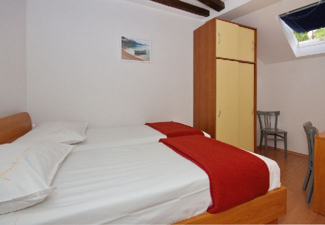 Appartamento a Pisak - Appartamento in Pisak con vista mare, terrazzo, Climatizzazione, WIFI (153-31) Appartamento a Pisak - Appartamento in Pisak con vista mare, terrazzo, Climatizzazione, WIFI (153-31)