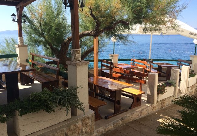 Appartamento a Pisak - Appartamento in Pisak con vista mare, terrazzo, Climatizzazione, WIFI (153-31) Appartamento a Pisak - Appartamento in Pisak con vista mare, terrazzo, Climatizzazione, WIFI (153-31)