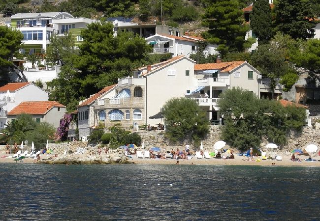 Appartamento a Pisak - Appartamento in Pisak con vista mare, terrazzo, Climatizzazione, WIFI (153-31) Appartamento a Pisak - Appartamento in Pisak con vista mare, terrazzo, Climatizzazione, WIFI (153-31)