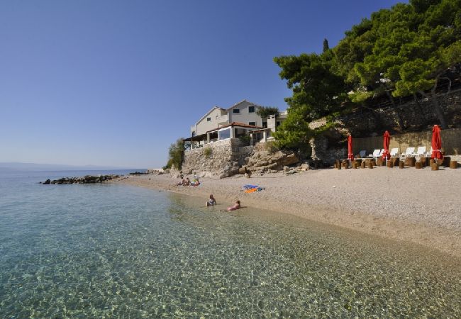 Appartamento a Pisak - Appartamento in Pisak con vista mare, terrazzo, Climatizzazione, WIFI (153-31) Appartamento a Pisak - Appartamento in Pisak con vista mare, terrazzo, Climatizzazione, WIFI (153-31)