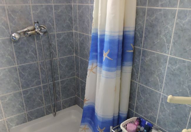 Casa a Tkon - Casa Robinson in Tuconio (Tkon) con vista mare, terrazzo, WIFI (3437-1) Casa a Tkon - Casa Robinson in Tuconio (Tkon) con vista mare, terrazzo, WIFI (3437-1)
