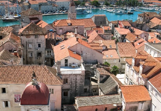 Appartamento a Trogir - Appartamento in Traù (Trogir) con vista mare, balcone, Climatizzazione, WIFI (3459-1) Appartamento a Trogir - Appartamento in Traù (Trogir) con vista mare, balcone, Climatizzazione, WIFI (3459-1)