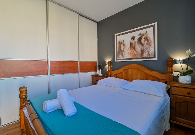 Appartamento a Trogir - Appartamento in Traù (Trogir) con vista mare, terrazzo, Climatizzazione, WIFI (3459-2) Appartamento a Trogir - Appartamento in Traù (Trogir) con vista mare, terrazzo, Climatizzazione, WIFI (3459-2)