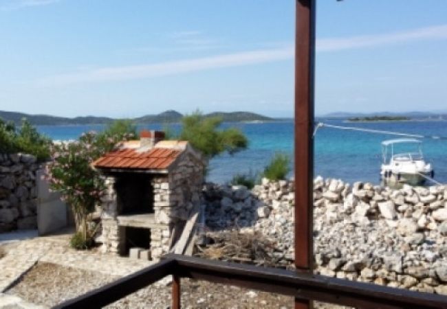 Casa a Tkon - Casa Robinson in Žižanj con vista mare, terrazzo (3469-1) Casa a Tkon - Casa Robinson in Žižanj con vista mare, terrazzo (3469-1)