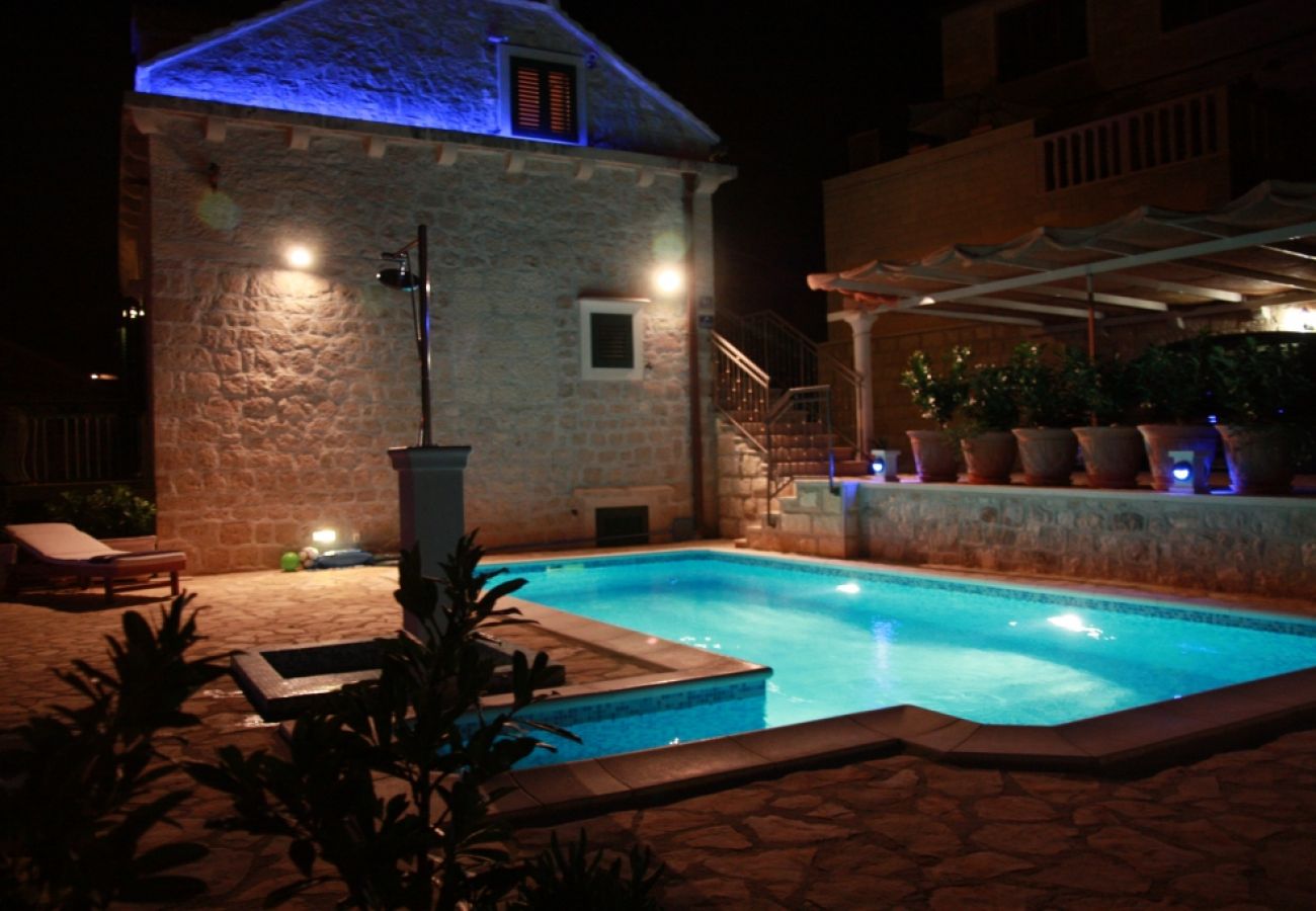 Casa a Sumartin - Casa di vacanza in Sumartin con vista mare, balcone, Climatizzazione, WIFI (626-1)