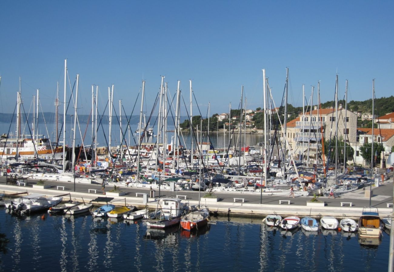 Casa a Sumartin - Casa di vacanza in Sumartin con vista mare, balcone, Climatizzazione, WIFI (626-1)