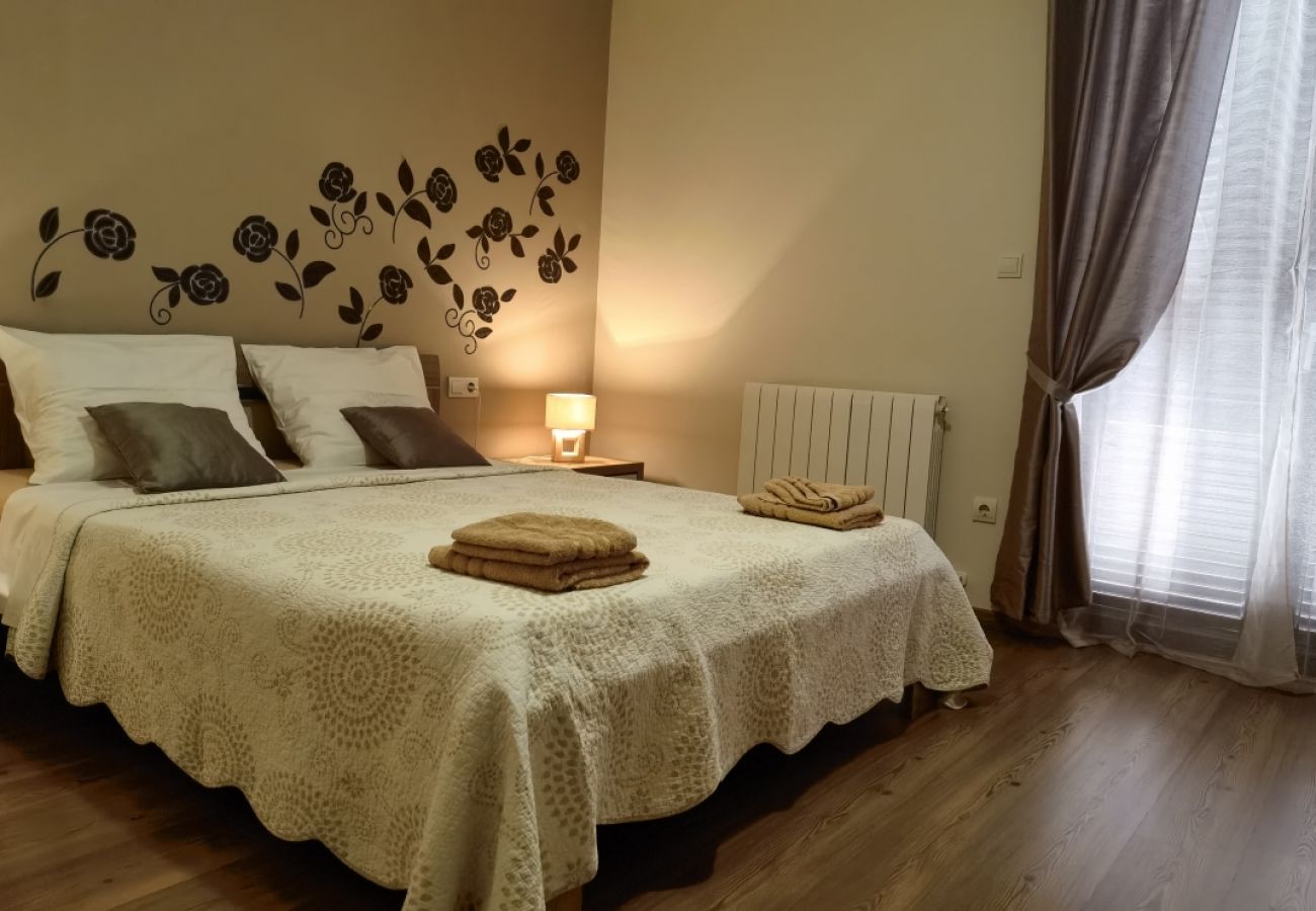 Appartamento a Rovinj - Appartamento in Rovigno (Rovinj) con terrazzo, Climatizzazione, WIFI (3483-2)