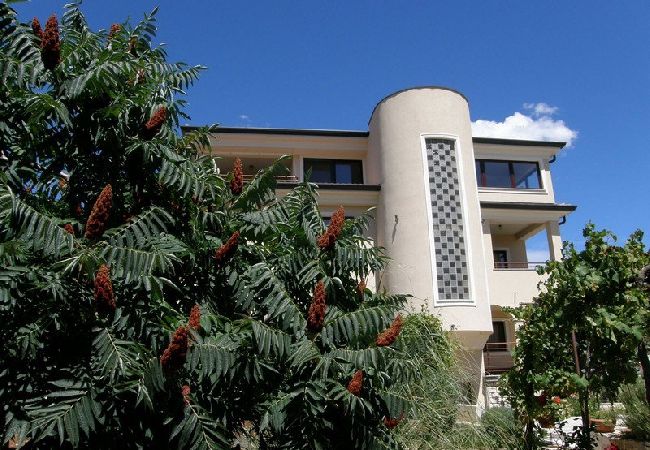 Appartamento a Rovinj - Ferienwohnung in Rovinj mit Terrasse, Klimaanlage, W-LAN (3483-4) Appartamento a Rovinj - Ferienwohnung in Rovinj mit Terrasse, Klimaanlage, W-LAN (3483-4)
