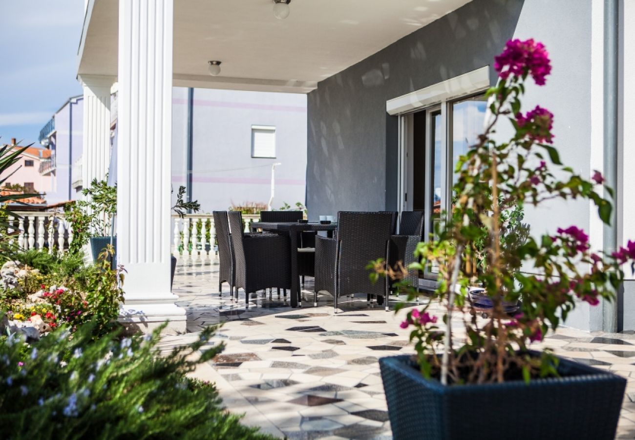 Appartamento a Crikvenica - Appartamento in Cirquenizza (Crikvenica) con vista mare, terrazzo, Climatizzazione, WIFI (3492-10)