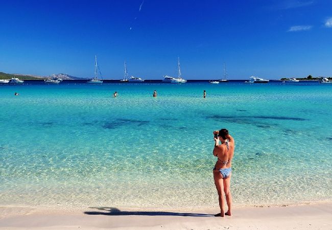 Casa a Veli Rat - Casa di vacanza in Veli Rat con vista mare, terrazzo, Climatizzazione, WIFI (3559-1) Casa a Veli Rat - Casa di vacanza in Veli Rat con vista mare, terrazzo, Climatizzazione, WIFI (3559-1)
