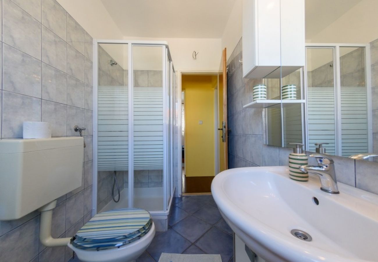 Casa a Veli Rat - Casa di vacanza in Veli Rat con vista mare, terrazzo, Climatizzazione, WIFI (3559-1)