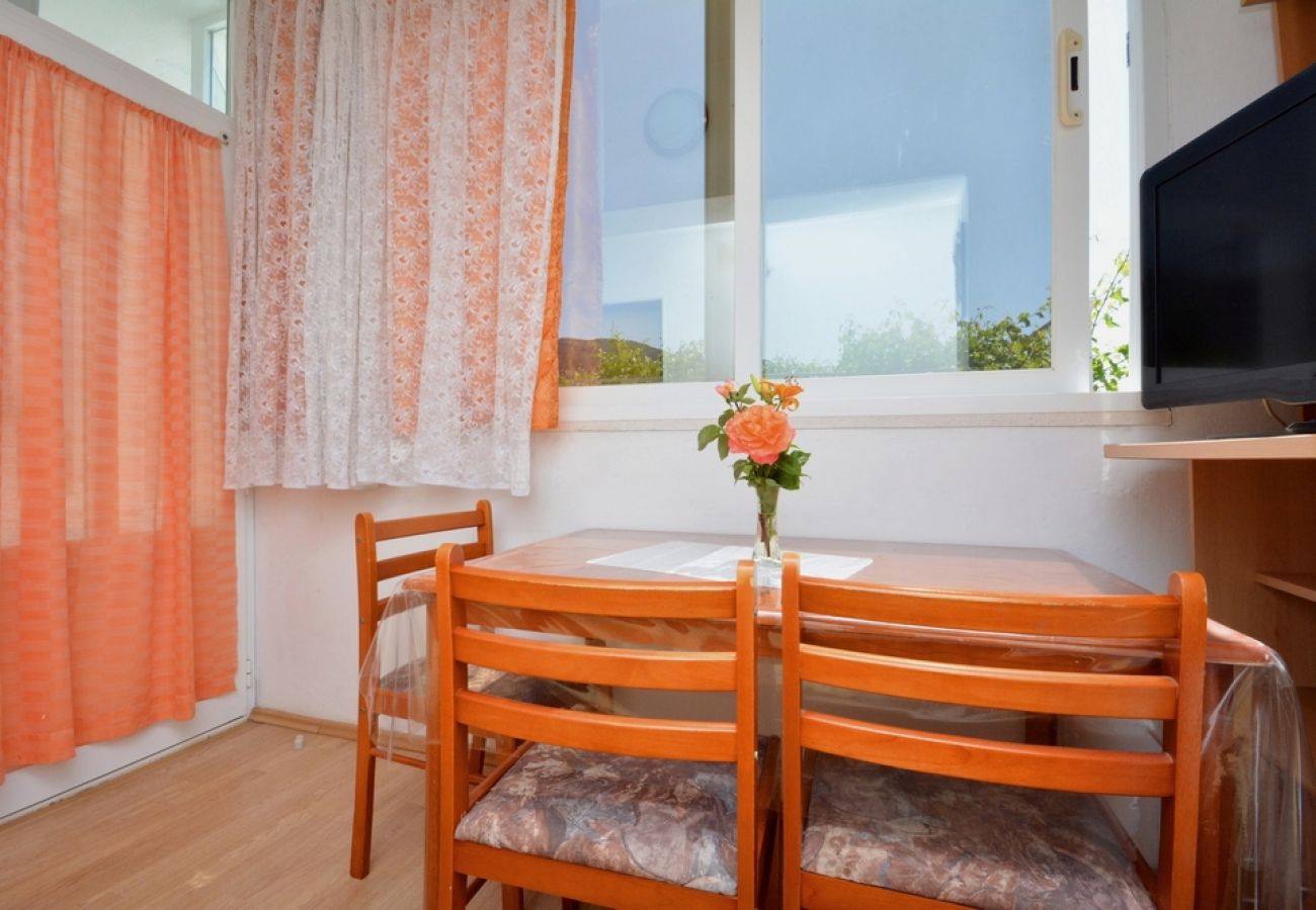 Appartamento a Žuljana - Appartamento in Žuljana con terrazzo, Climatizzazione, WIFI (3558-4)