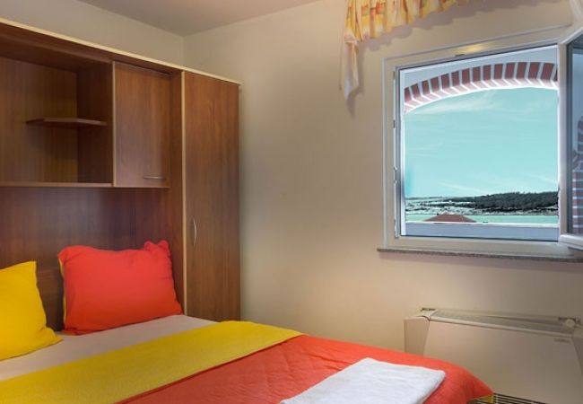 Appartamento a Novalja - Appartamento in Novaglia (Novalja) con vista mare, terrazzo, Climatizzazione, WIFI (3565-5) Appartamento a Novalja - Appartamento in Novaglia (Novalja) con vista mare, terrazzo, Climatizzazione, WIFI (3565-5)